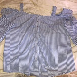 Size L, never worn off the shoulder top!